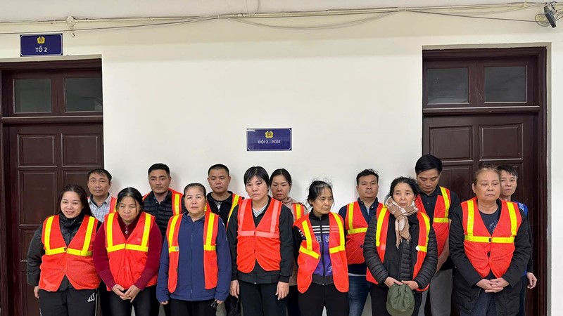 Công an Hà Nội triệt phá ổ nhóm đánh bạc trên sông