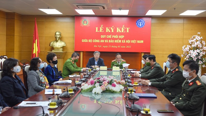 Công an và BHXH thành phố Hà Nội ký Kế hoạch liên ngành về phòng, chống tội phạm lĩnh vực BHXH, BHYT