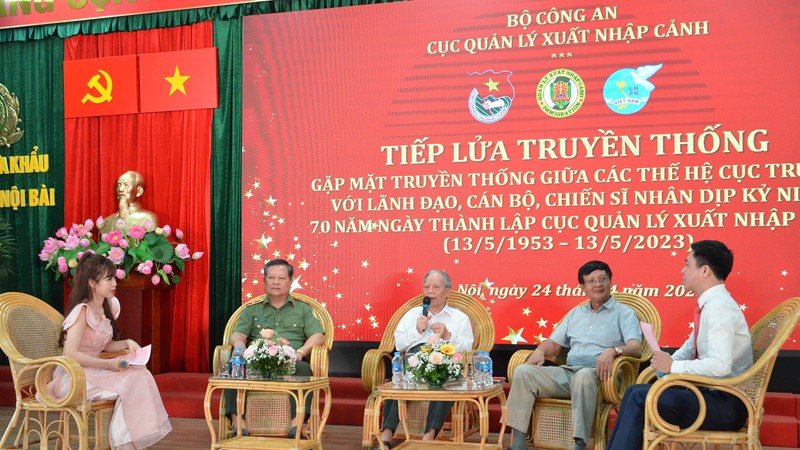 Tự hào truyền thống 70 năm lực lượng Quản lý xuất nhập cảnh