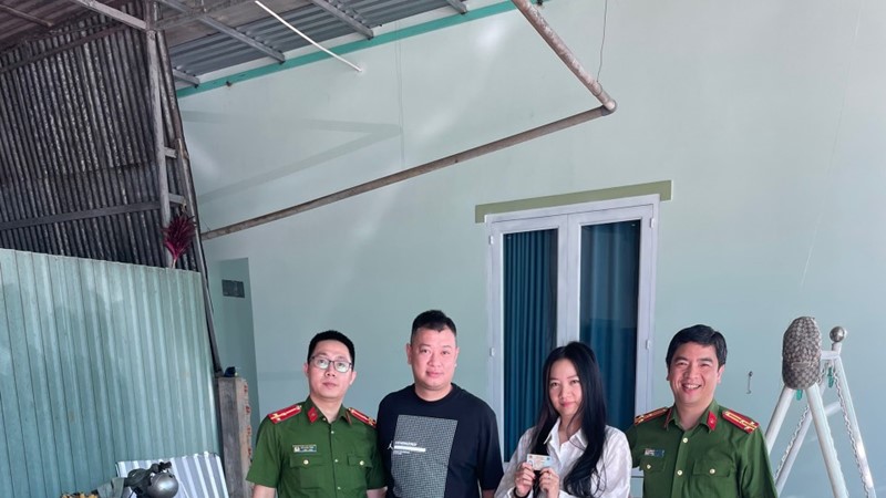 100% công dân quận Tây Hồ đã nhận được thẻ CCCD gắn chíp
