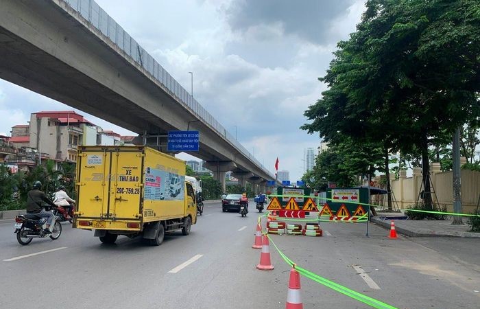 Giao thông trên đường Nguyễn Trãi qua khu vực rào chắn ổn định