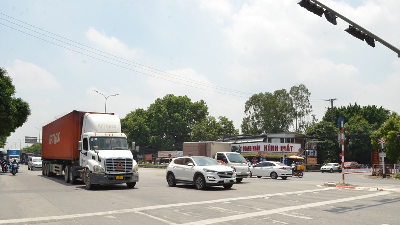 Điều chỉnh nút giao Cổ Linh - Huỳnh Tấn Phát - Nguyễn Văn Linh nhằm giảm tải ùn tắc giao thông 