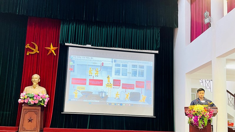 Hội LHPN huyện Thanh Trì:  Tập huấn nâng cao  kỹ năng PCCC và thoát hiểm 