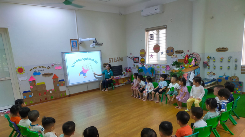 Một ngày đến trường tràn đầy niềm vui của các bạn nhỏ lớp MGB C3