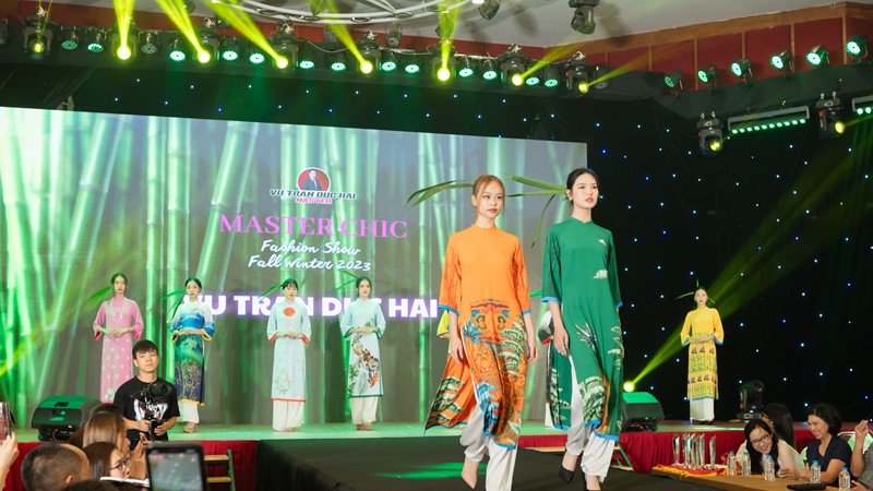 tổ chức thành công chương trình Fashion Show "Việt Nam Tỏa Sáng" 