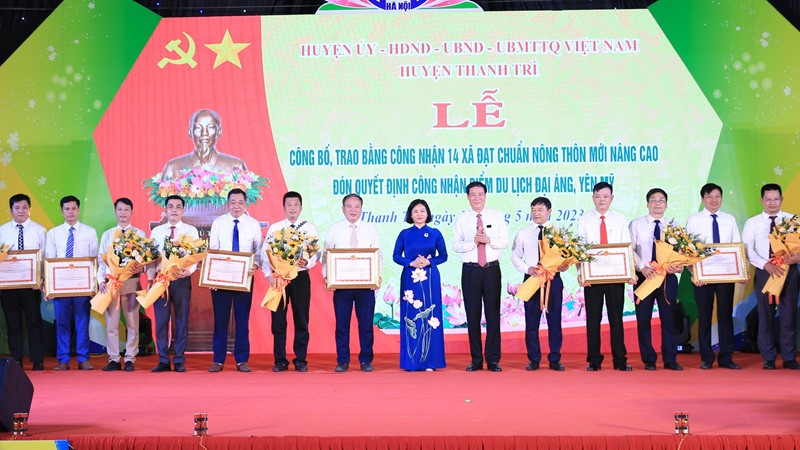 Vững vàng niềm tin, chào đón năm mới 2024