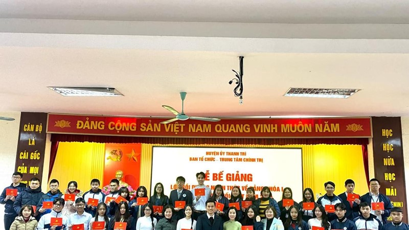 Gieo “hạt giống đỏ” trong các trường THPT - cách làm ở huyện Thanh Trì