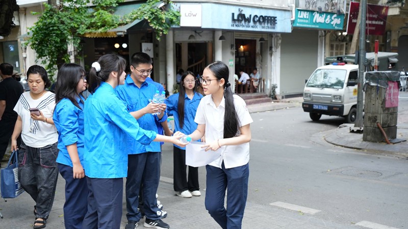 Hà Nội tạo điều kiện tốt nhất cho sĩ tử “vượt vũ môn“