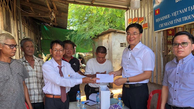 Đảng và nhà nước luôn quan tâm hỗ trợ cộng đồng người Việt Nam tại Campuchia