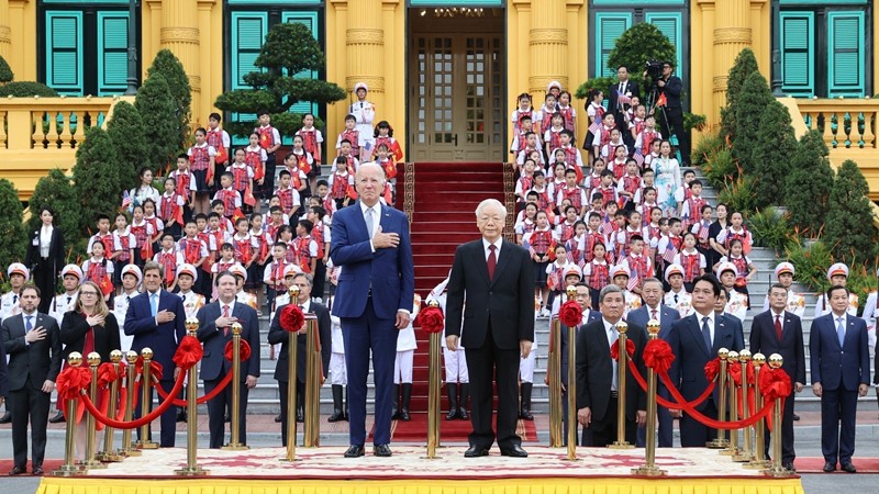 Tổng thống Hoa Kỳ Joe Biden đến Hà Nội