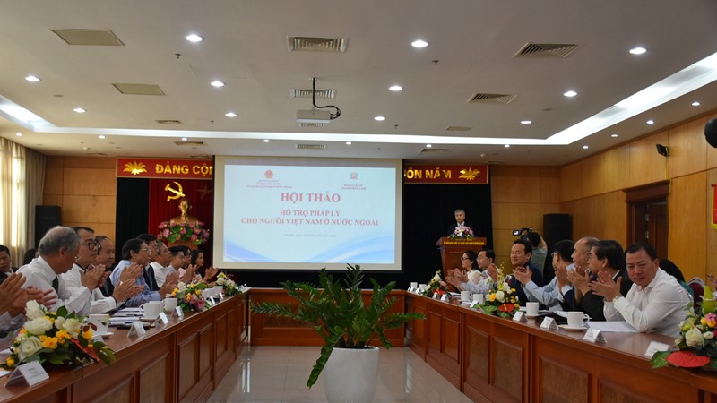 Góp ý hình thành cơ chế hỗ trợ pháp lý cho người Việt Nam ở nước ngoài