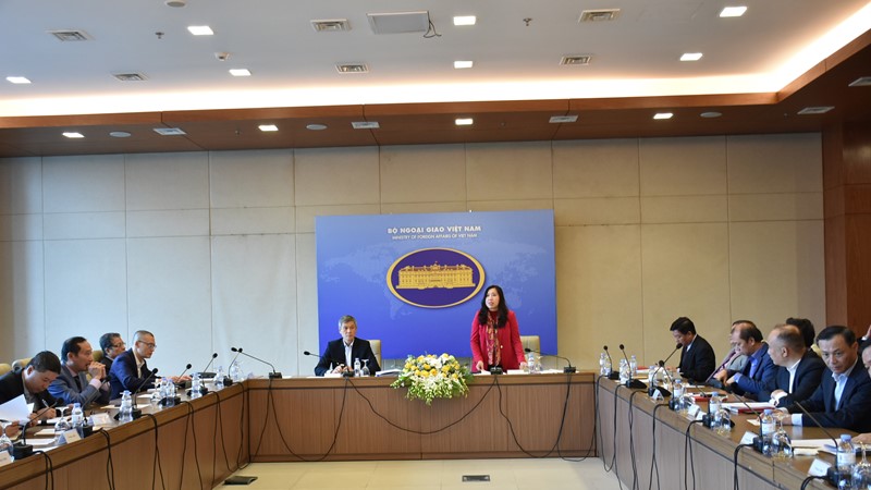 Tăng cường triển khai công tác người Việt Nam ở nước ngoài và bảo hộ công dân