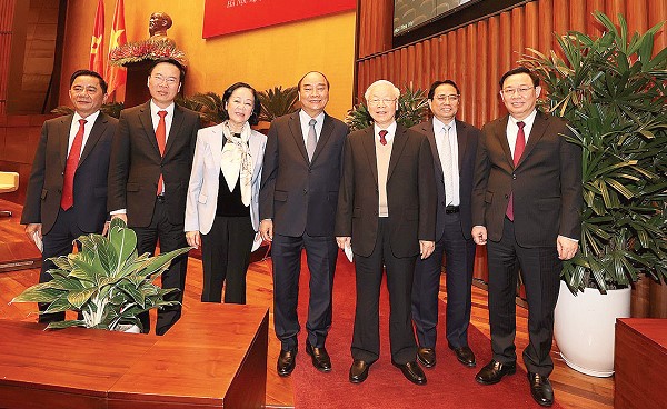 Vượt lên chính mình,  Đảng làm nên bao kỳ tích
