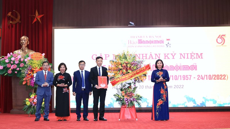  Báo Hànộimới là công cụ đấu tranh, tuyên truyền sắc bén, có hiệu quả của Đảng bộ Thành phố