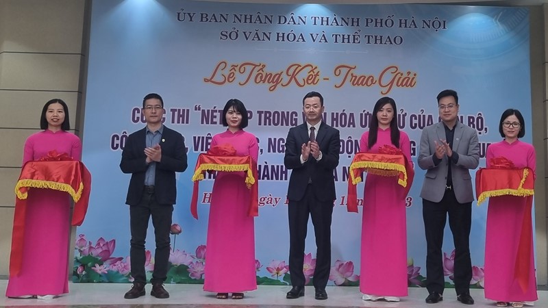 Tôn vinh nét đẹp trong văn hóa ứng xử của cán bộ, CC, VC, NLĐ