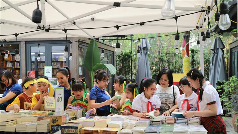 Phố sách Hà Nội xuân Giáp Thìn khai mạc từ ngày 5/2