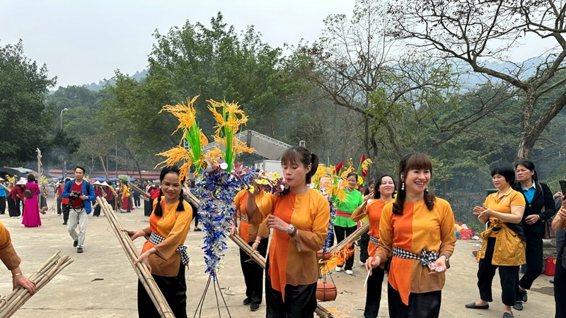 Hội thi nấu cơm dân gian tại Lễ hội Gióng