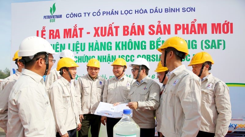 BSR ra mắt và xuất bán lô sản phẩm mới Nhiên liệu hàng không bền vững (SAF)