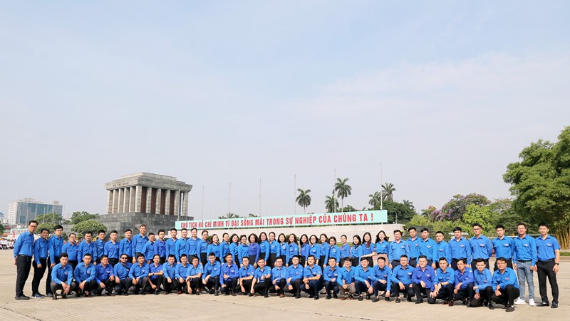 Tuổi trẻ PV GAS được tuyên dương thanh niên tiên tiến làm theo lời Bác và Chi đoàn Dầu khí tiêu biểu