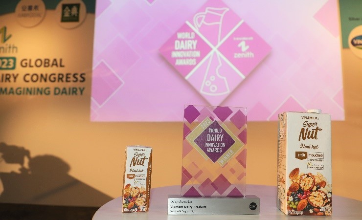 Lần đầu tiên Việt Nam có sản phẩm sữa đạt giải cao nhất về vị ngon tại giải thưởng SUPERIOR TASTE AWARD