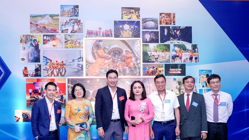 Công đoàn Tổng công ty Khí Việt Nam tổ chức tuyên truyền kỷ niệm 94 năm Ngày thành lập Công đoàn Việt Nam (28/7/1929 - 28/7/2023) 