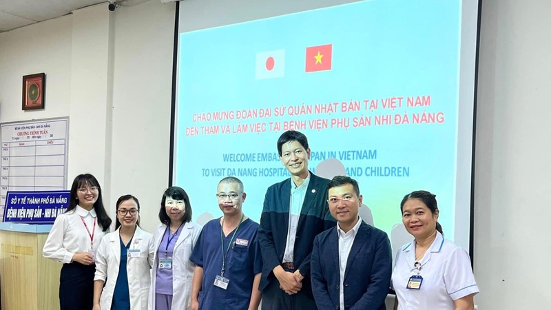 Chào mừng đại sứ quán Nhật Bản tại Việt Nam đến thăm và làm việc tại Bệnh viện Phụ sản Nhi Đà Nẵng