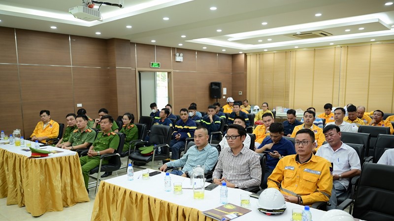 PV GAS D tổ chức các chương trình bảo đảm an ninh an toàn công trình khí