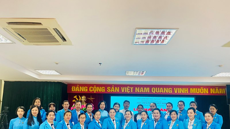 Khai giảng lớp bồi dưỡng cho cán bộ Hội Liên hiệp Phụ nữ Lào năm 2022