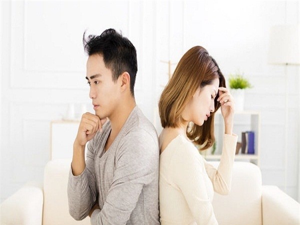 Người yêu  không chịu cưới vì nghe lời thầy bói