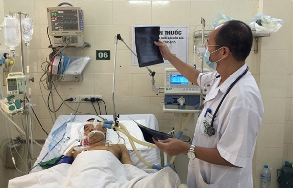 Cảnh báo nguy cơ tử vong do sốt xuất huyết bùng phát