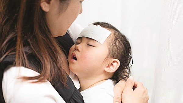 Phòng bệnh dễ gặp ở trẻ trong mùa thu