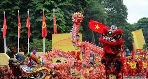 Gương mẫu xây dựng hệ thống chính trị trong sạch, vững mạnh