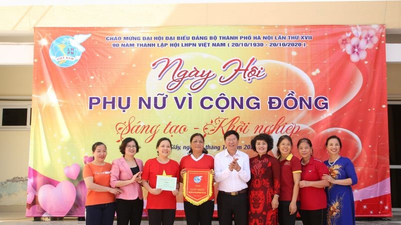 Ngày Hội phụ nữ khoe tài đảm đang