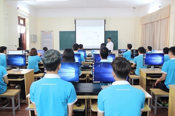 Cần tháo nút thắt đào tạo chương trình văn hóa