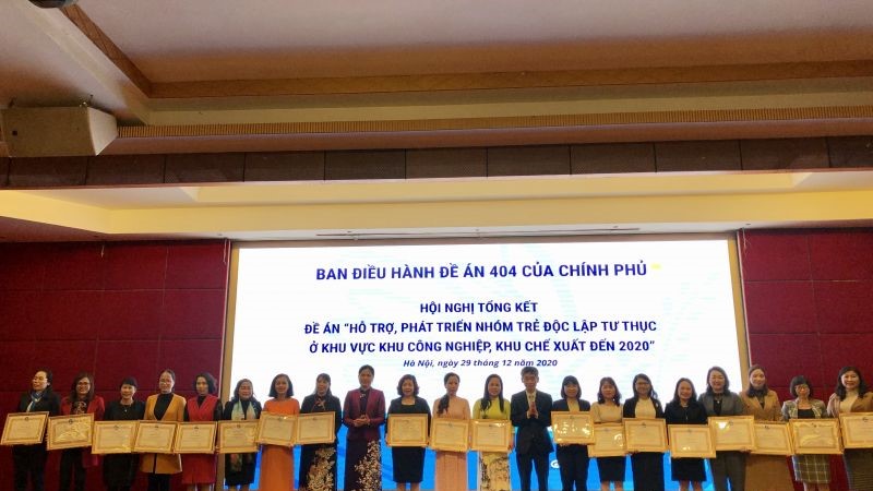 Phát huy vai trò của Hội Phụ nữ trong chăm sóc nữ công nhân lao động tại khu công nghiệp