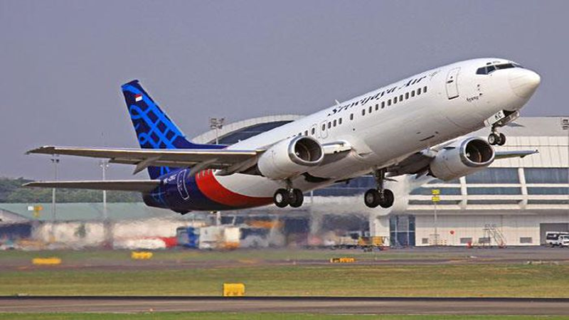 Indonesia huy động tổng lực tìm kiếm máy bay bị nạn