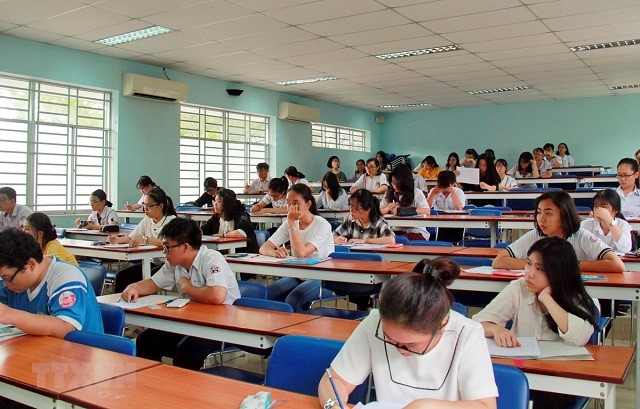 Kỳ thi đánh giá năng lực sẽ chiếm ưu thế?