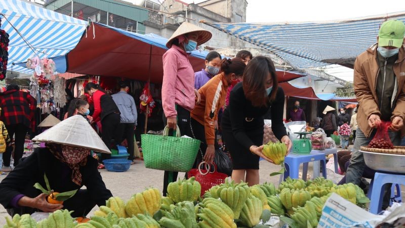 Thương nhớ phiên chợ quê ngày giáp Tết
