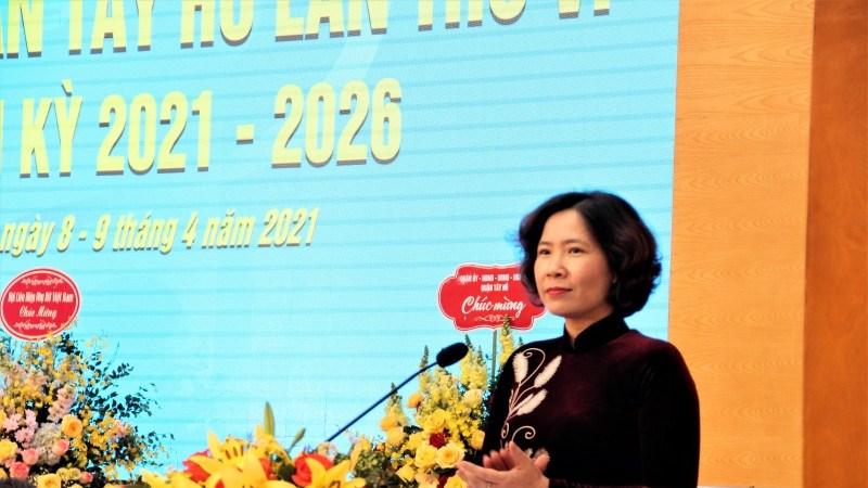 Chủ tịch Hội LHPN Hà Nội Lê Kim Anh: Tin tưởng hoạt động Hội LHPN quận Tây Hồ sẽ có bước phát triển mới