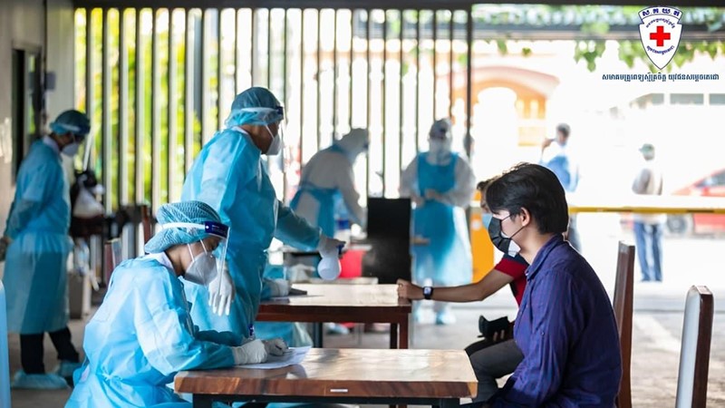 WHO cảnh báo Campuchia về thảm họa COVID-19