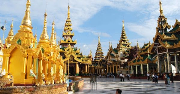 Lào có ca COVID-19 đầu tiên lây nhiễm trong cộng đồng sau một năm