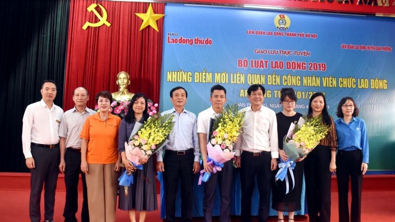 Giao lưu trực tuyến: Những điểm mới của Luật Lao động liên quan đến công nhân viên chức lao động