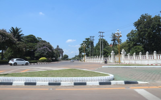 Lào chính thức phong tỏa thủ đô