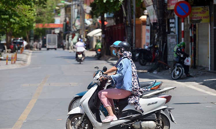 Đề phòng tình trạng sốc nhiệt tại Hà Nội, Quảng Ninh và Hà Tĩnh