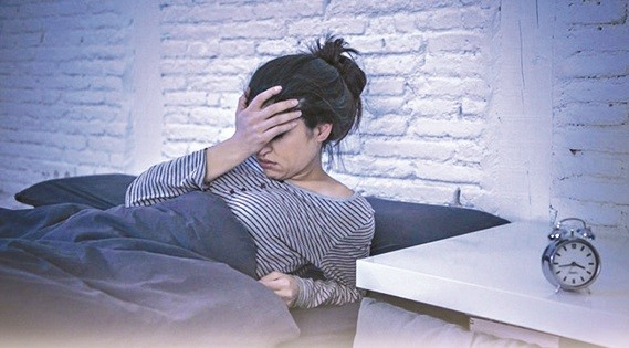 Ngủ kém, kiệt sức nguy cơ nhiễm Covid-19 cao hơn