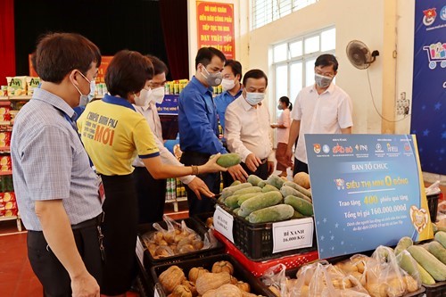 Sơn Tây: Khai trương “Siêu thị 0 đồng – Hà Nội trái tim hồng”