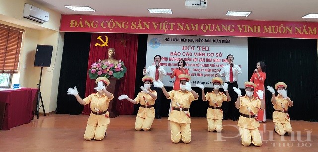Sôi nổi Hội thi "Phụ nữ Hoàn Kiếm với văn hóa giao thông" năm 2021