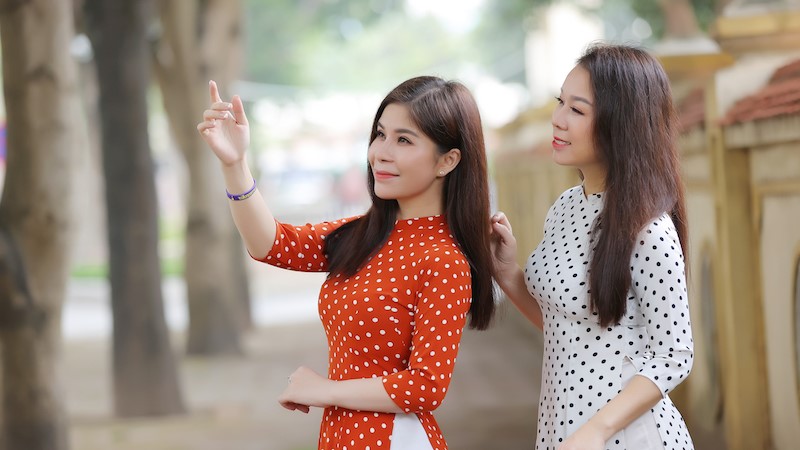 Tết trong mùa đại dịch, mẹ Sao mai Thu Hà, Linh Hoa nói: “Chúng mày mang cái bình yên về đây cho mẹ”