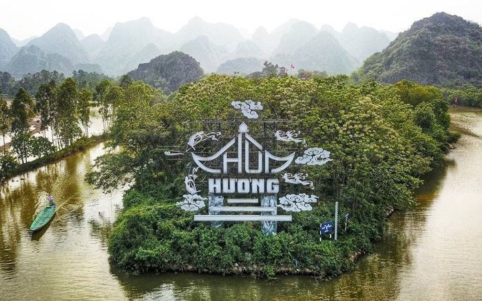 Chùa Hương mở cửa đón khách tham quan từ 16/2