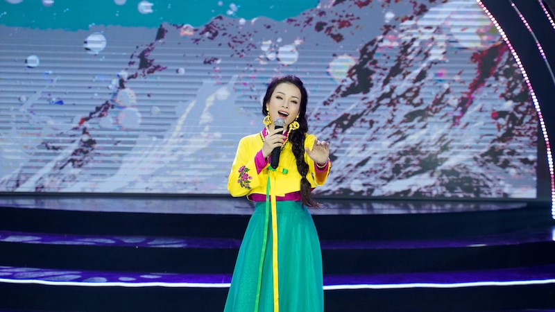 Tân Nhàn gây bất ngờ khi hát bài dân ca là di sản thế giới của Hàn Quốc